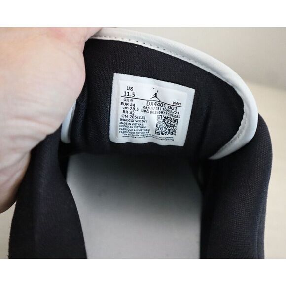 Nike Air DX4401-001 Women's Sz 11.5 Black/Gold Jordan 2 Retro Low Sneakers $150 - Picture 13 of 13